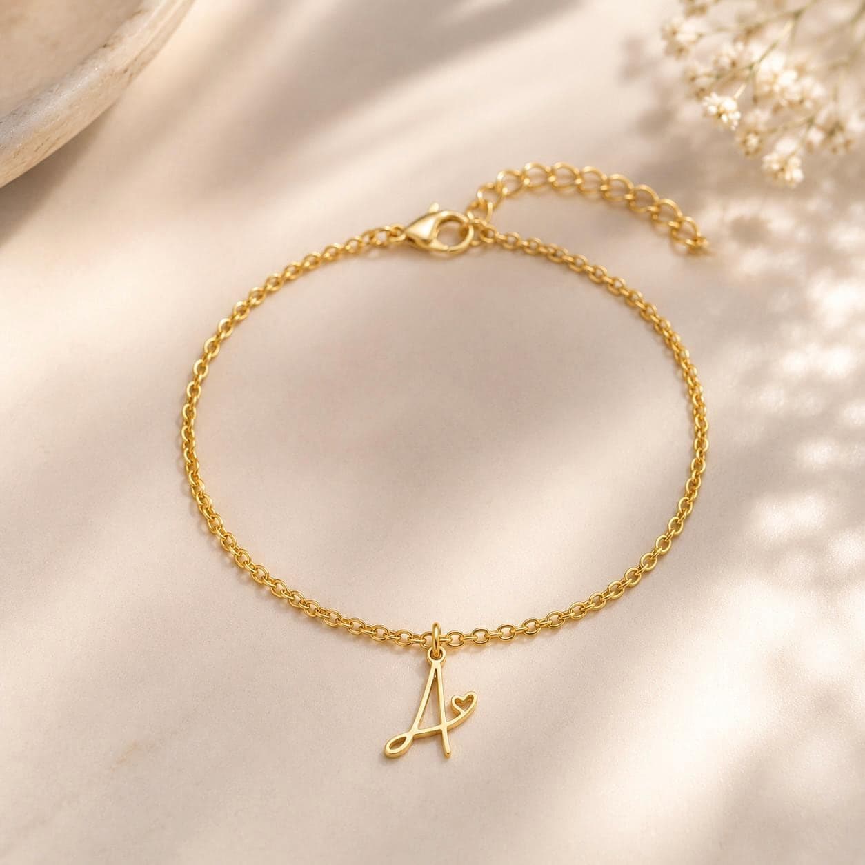 Script Initial Bracelet