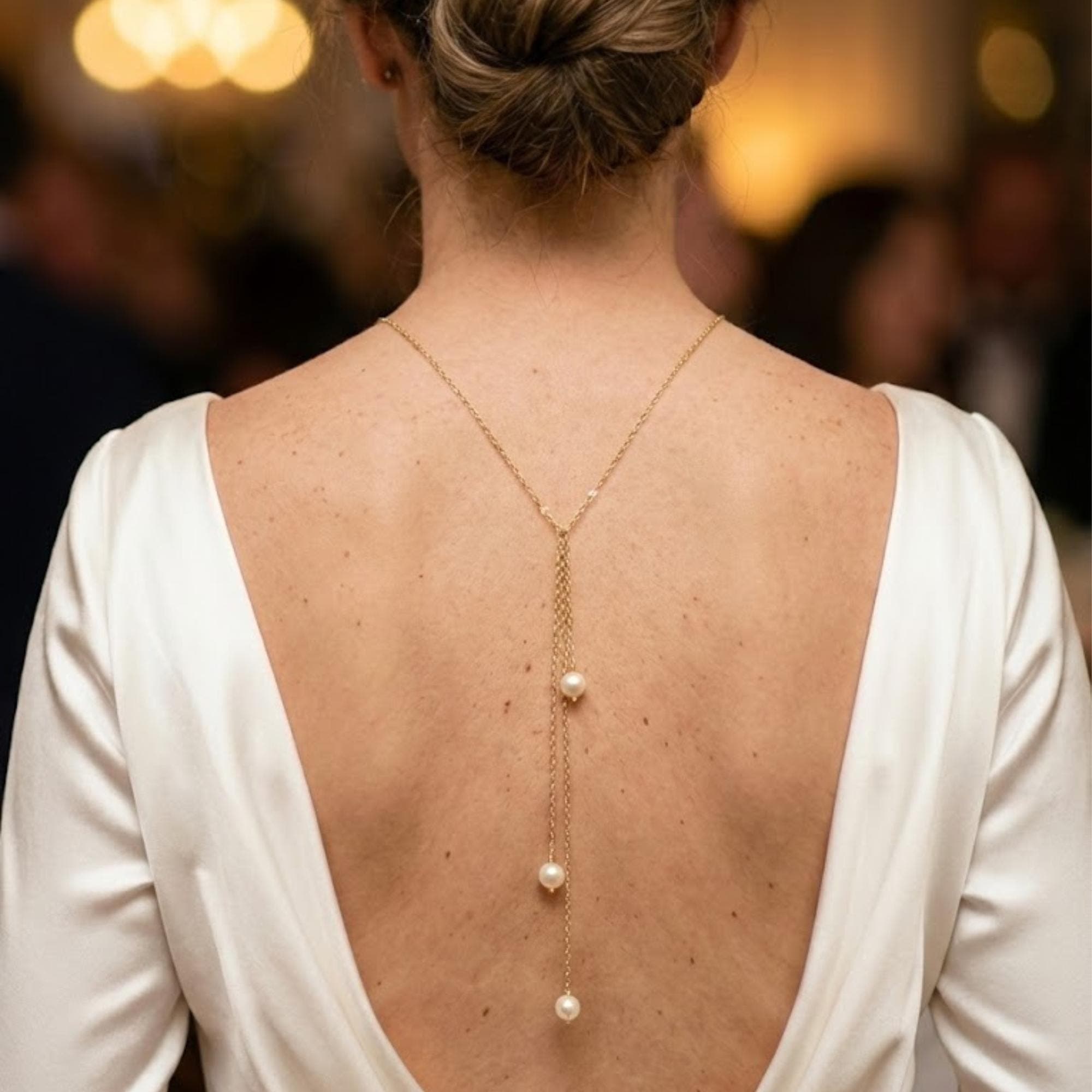 Pearl Lariat Backdrop — Gold Tone