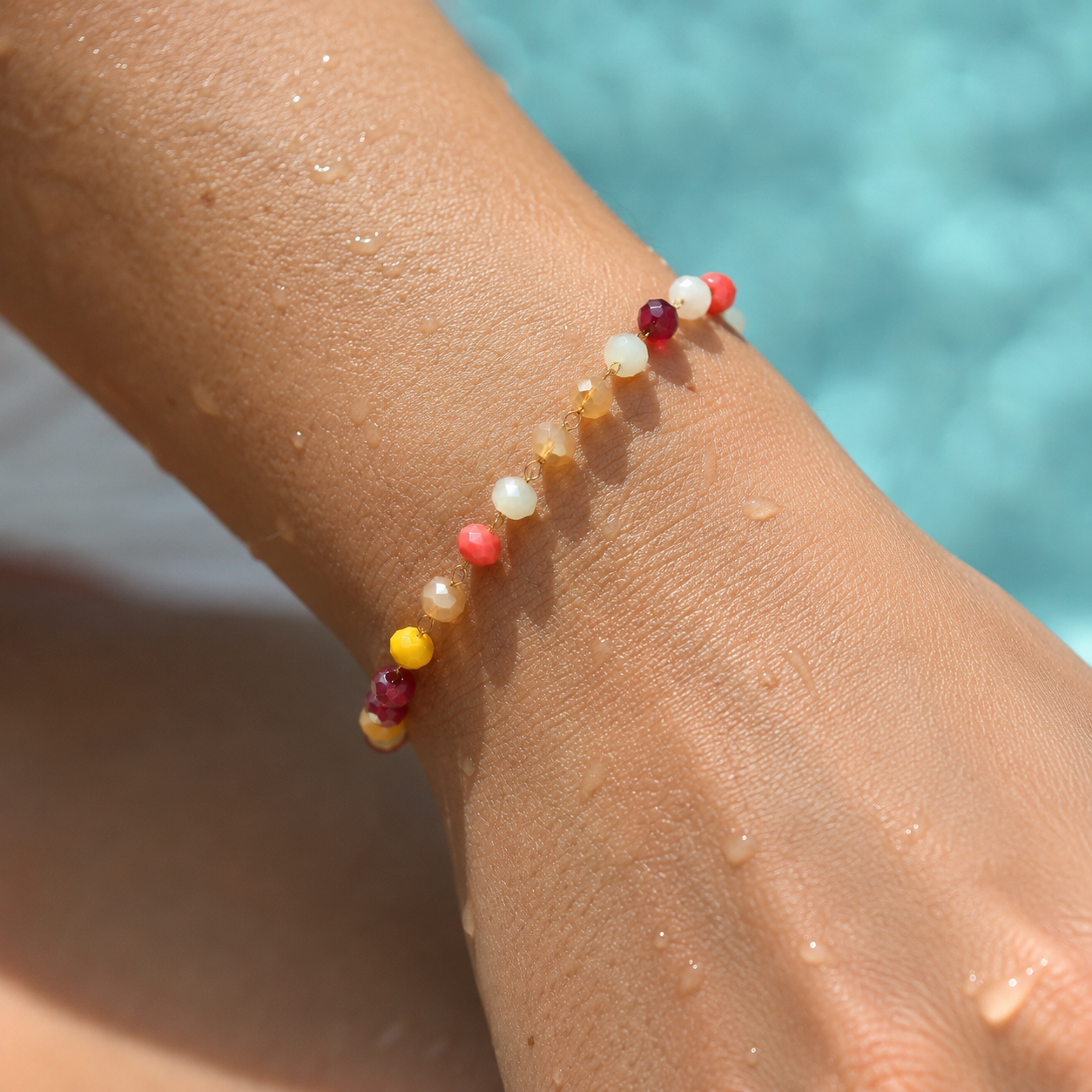 Colorful crystal bead bracelet with faceted glass beads and gold-tone stainless steel chain, waterproof and adjustable