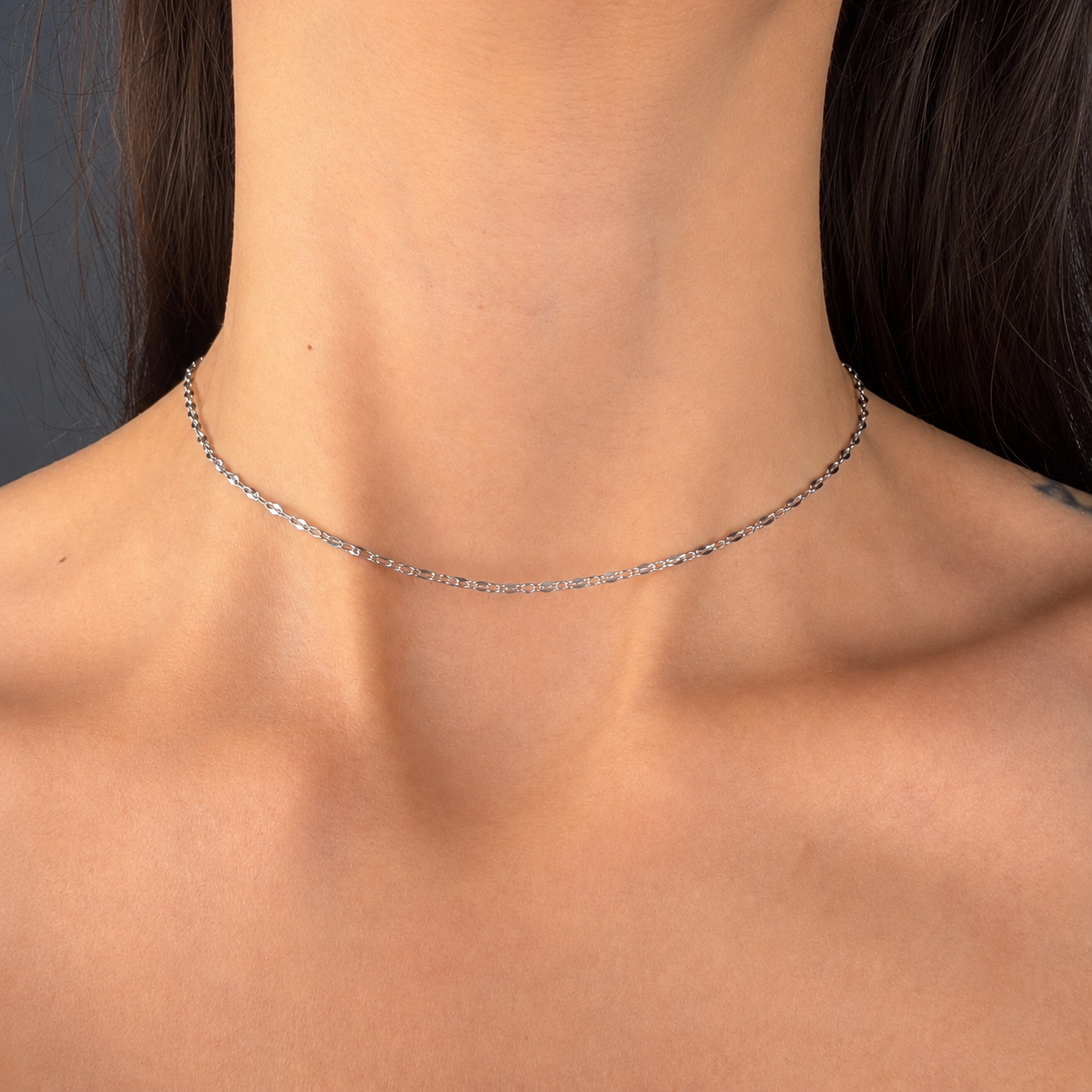 Dainty satellite link choker necklace in stainless steel, minimalist gold-finish chain for everyday wear