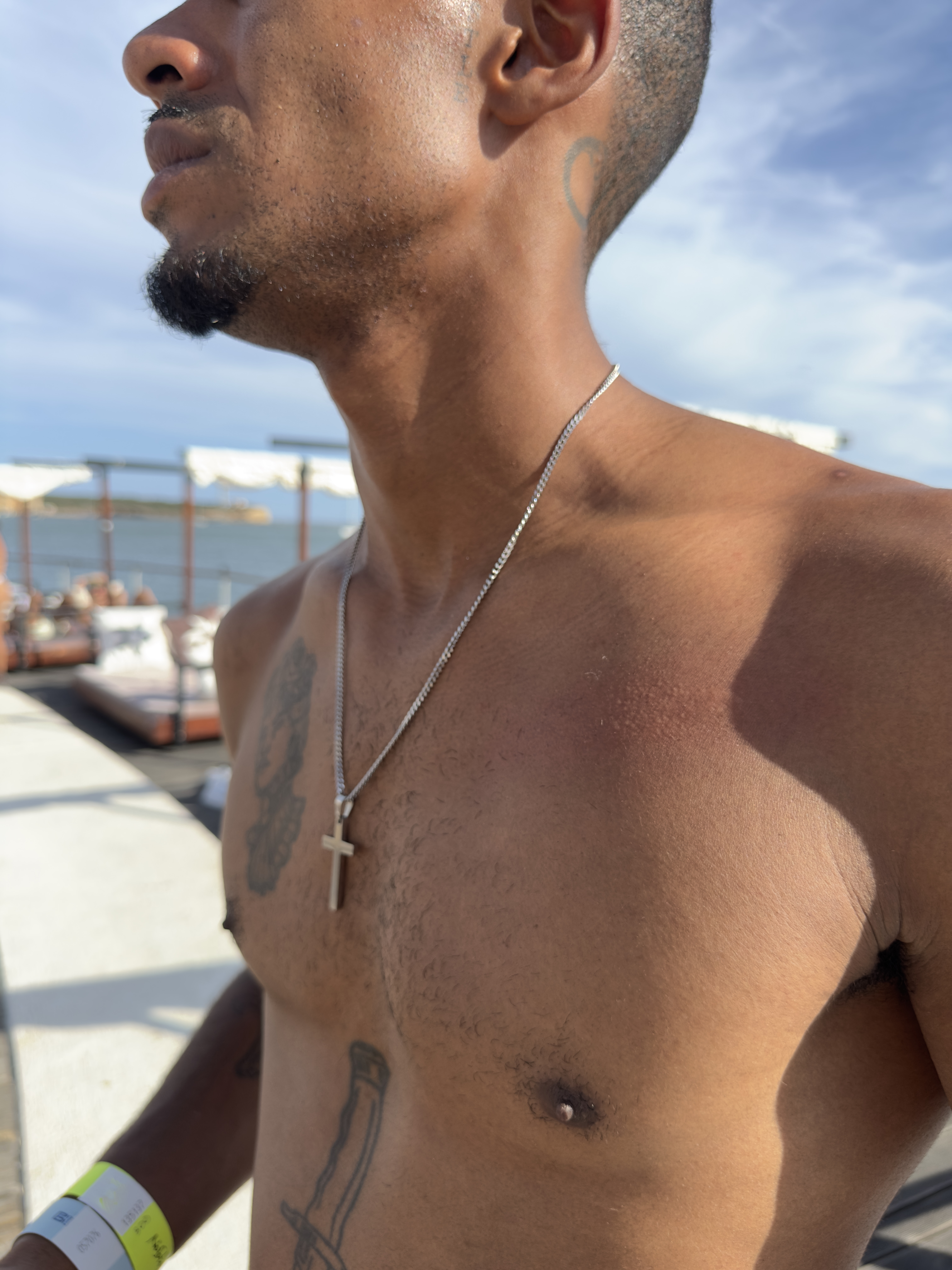 Curb chain cross pendant necklace for men in stainless steel, gold and silver tone, with or without pendant option
