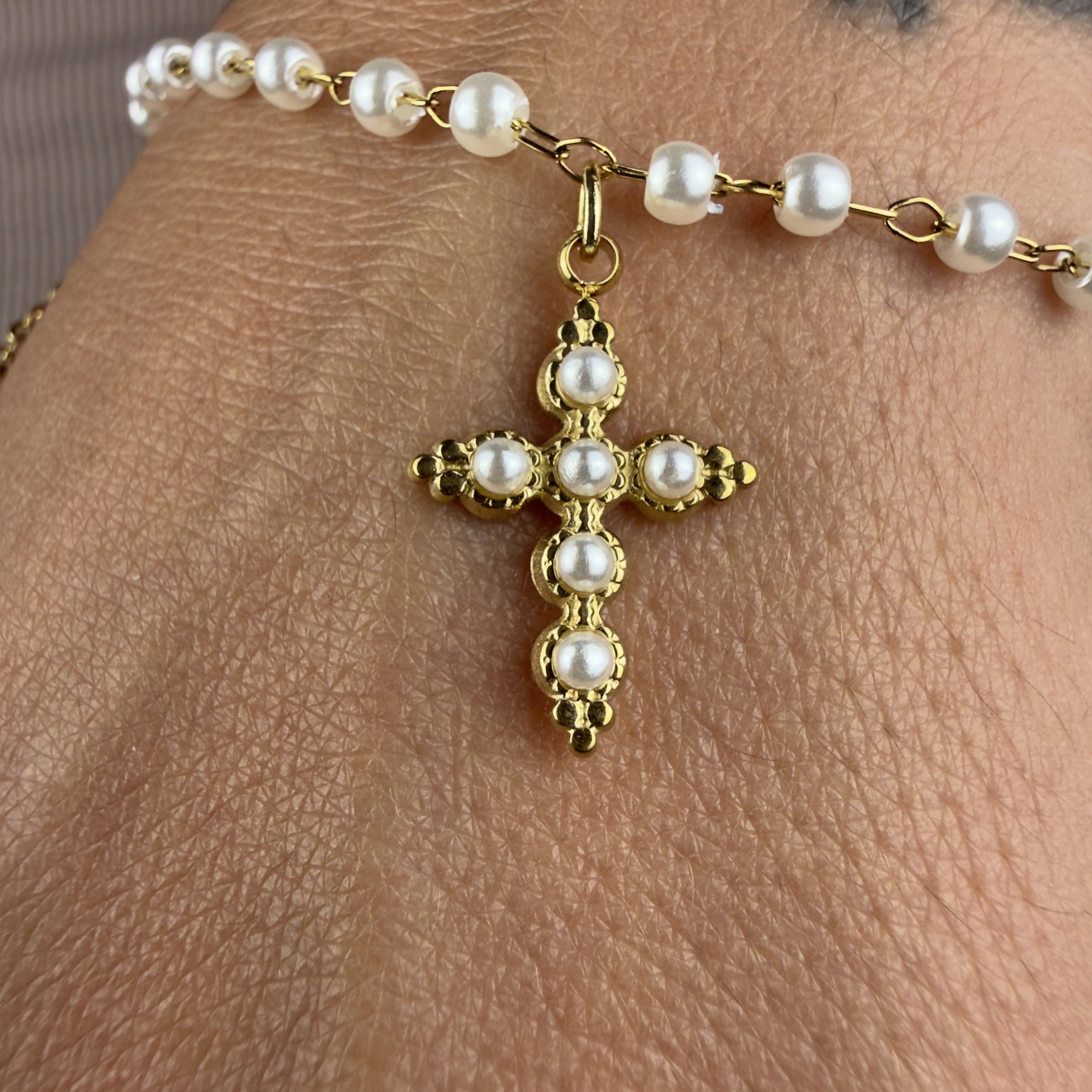 Gold and silver stainless steel pearl hand chain with dangling cross pendant, waterproof faith jewelry for confirmation and communion gifts