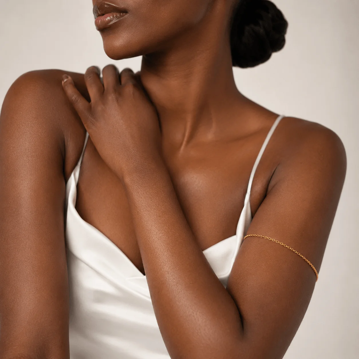 Gold tone stainless steel bicep chain for summer fashion and beach accessory styling